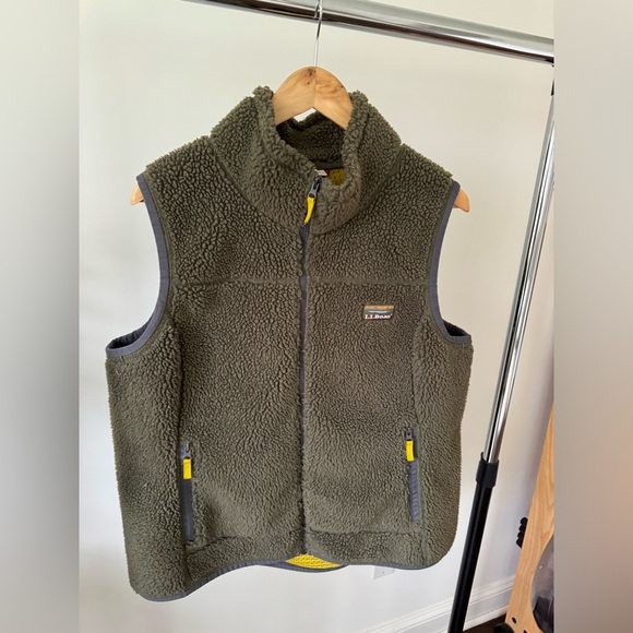 LL Bean Mountain Pile Fleece Vest Women's Large Full Zip Sherpa Pocket Hunter - Picture 1 of 6